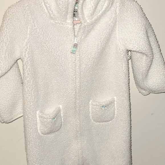 Carter's 18mo bodysuit with Floral Bear-ear Hood - Picture 4 of 9